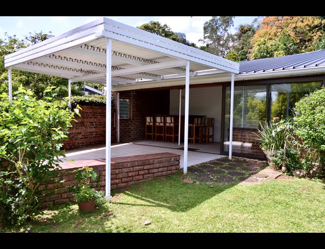 8 BEDROOM FREEHOLD FOR SALE IN WESTVILLE